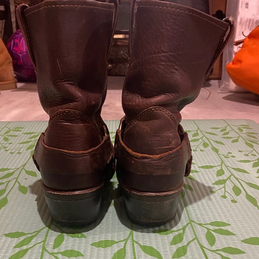 Women’s Frye Harness Ankle Boots Dark Brown Leather - Picture 3 of 6